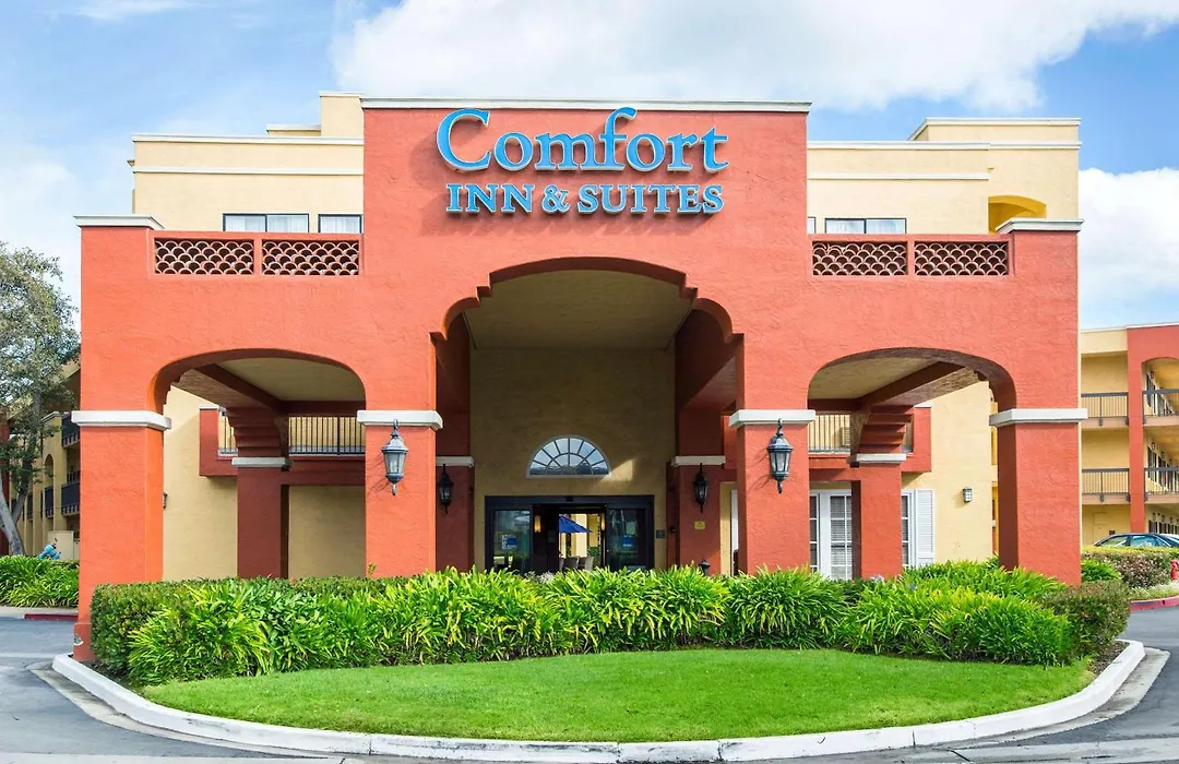 Comfort Inn & Suites San Francisco Airport North-1